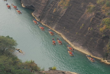 什么类型的书看三遍还想看？